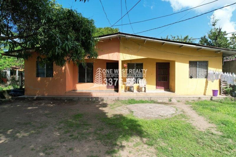 14-1-1 Venta de casa duplex(apartamentos) en Colonia Bendeck en EL Progreso Yoro