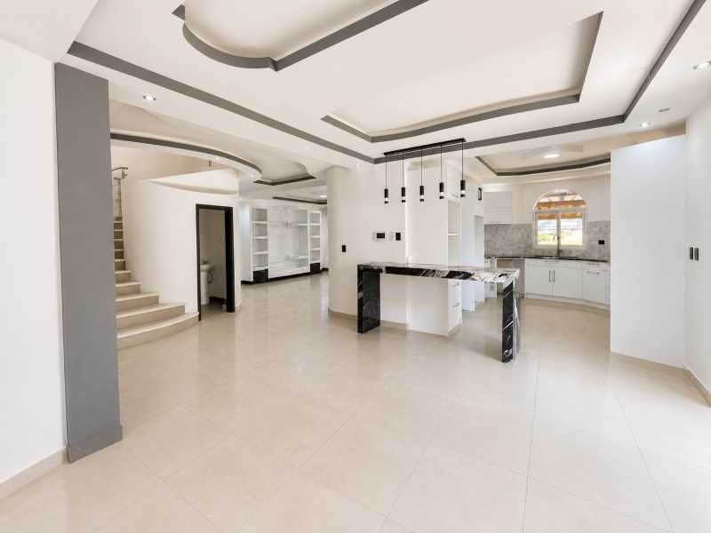 Residencial Altos de Las Hadas Exclusiva Casa en Venta en Altos de Las Hadas | 447.58 varas Tegucigalpa