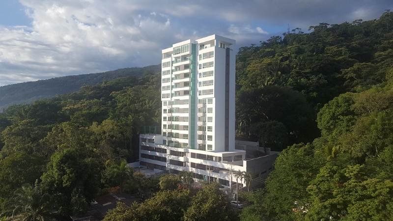Apartamento moderno en Fleur de Lis