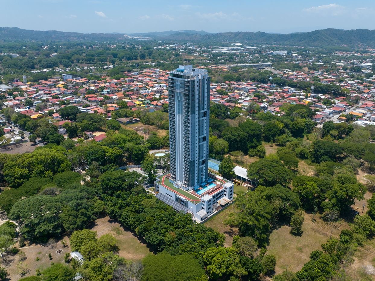 Interior moderno de condominio en Igvanas Tara