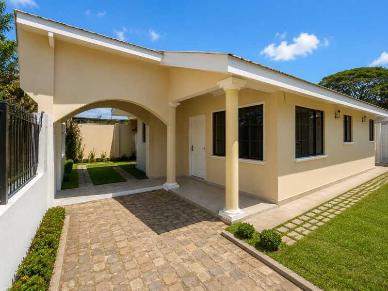 Casa familiar en Residencial Quinta Santa Mónica