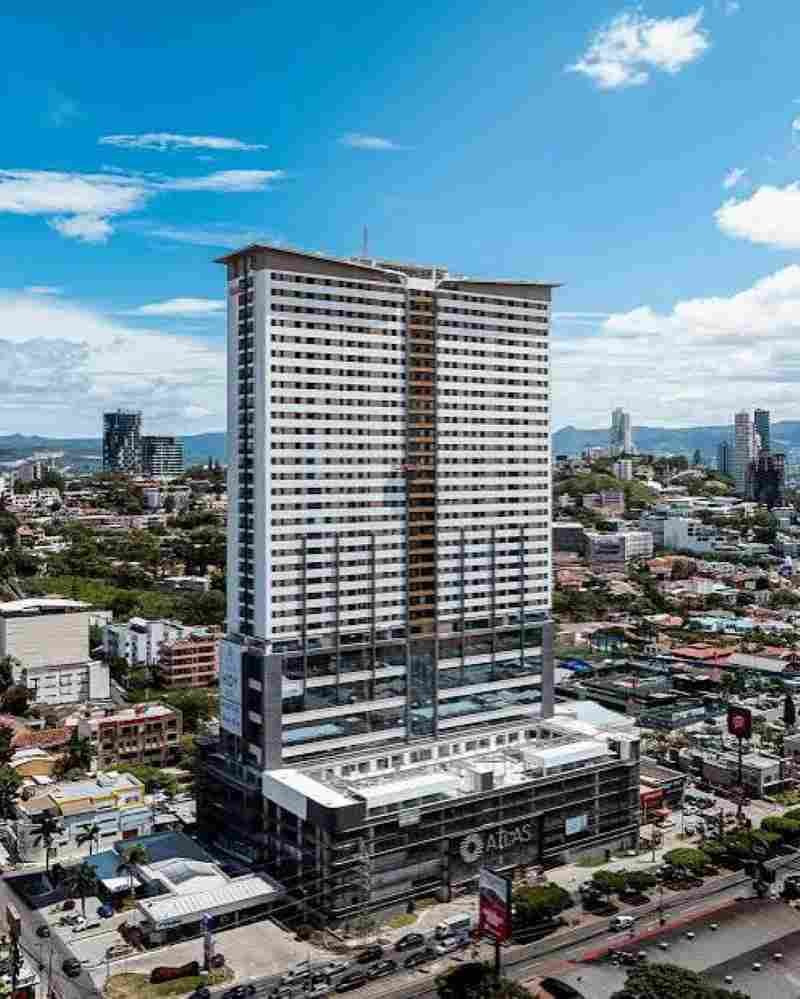 Torre Atlas en Boulevard Morazán Tegucigalpa