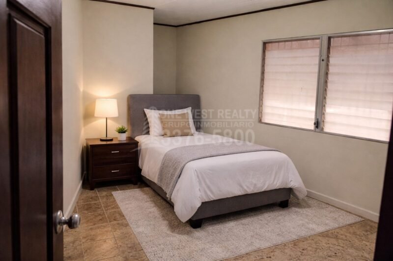 WhatsApp-Image-2026-04-15-at-12.57.40-AM-2-scaled-1 Colonia Luisiana Casa en Venta en San Pedro Sula