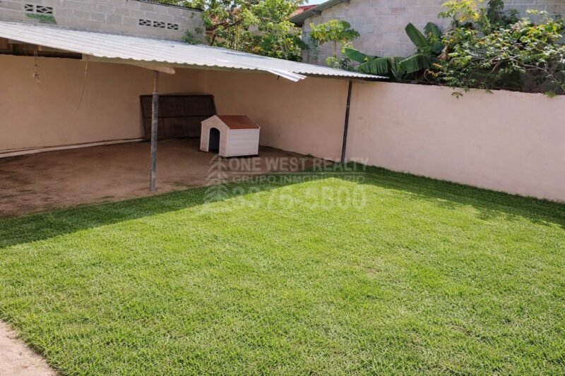 WhatsApp-Image-2026-04-15-at-12.57.40-AM-5-scaled-1 Colonia Luisiana Casa en Venta en San Pedro Sula