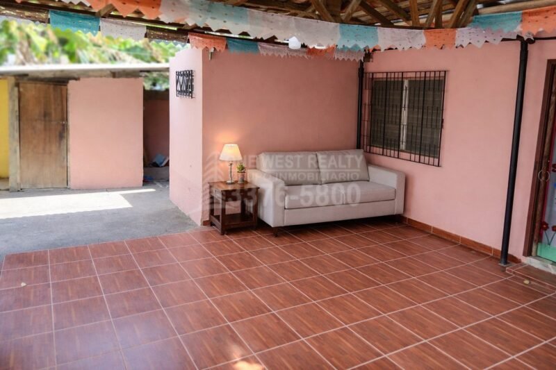 WhatsApp-Image-2026-04-15-at-12.57.41-AM-scaled-1 Colonia Luisiana Casa en Venta en San Pedro Sula