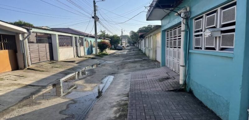 comprar-casa-en-El-Progreso17-scaled-1 Casa en Venta en Colonia Miguel Ángel Pavón en San Pedro Sula | Financiamiento Disponible