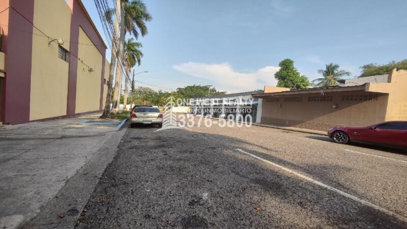 inversion-en-san-pedro-sula-casa-en-venta-one-west-realty-scaled-1 Propiedad Comercial en Venta en Paz Barahona San Pedro Sula | Inversión con Alto potencial