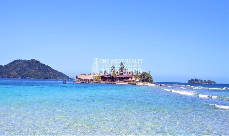 Lote de 3.6 Acres en Venta En Islas de la Bahia Cayos Cochinos