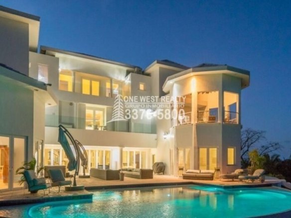 Palmetto Bay, House For Sales Roatan, Honduras