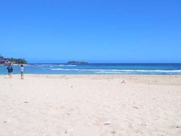 Lote de 3.6 Acres en Venta En Islas de la Bahia Cayos Cochinos