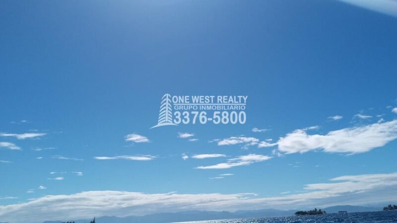 Lote de 3.6 Acres en Venta En Islas de la Bahia Cayos Cochinos