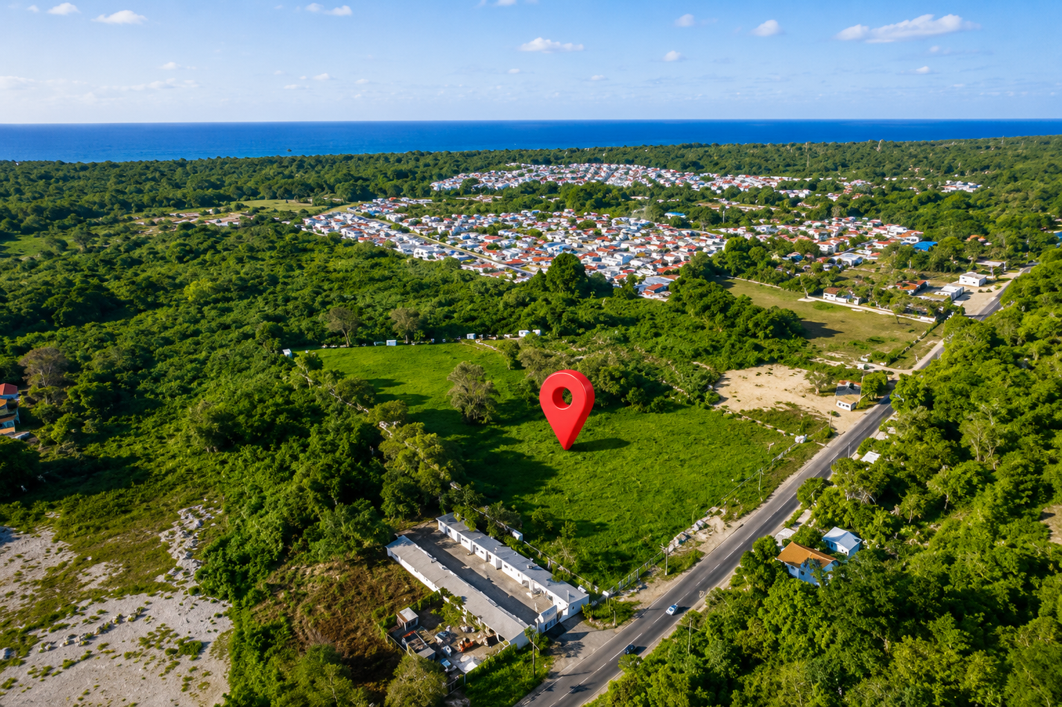 Acceso y entorno de Residencial El Naranjal