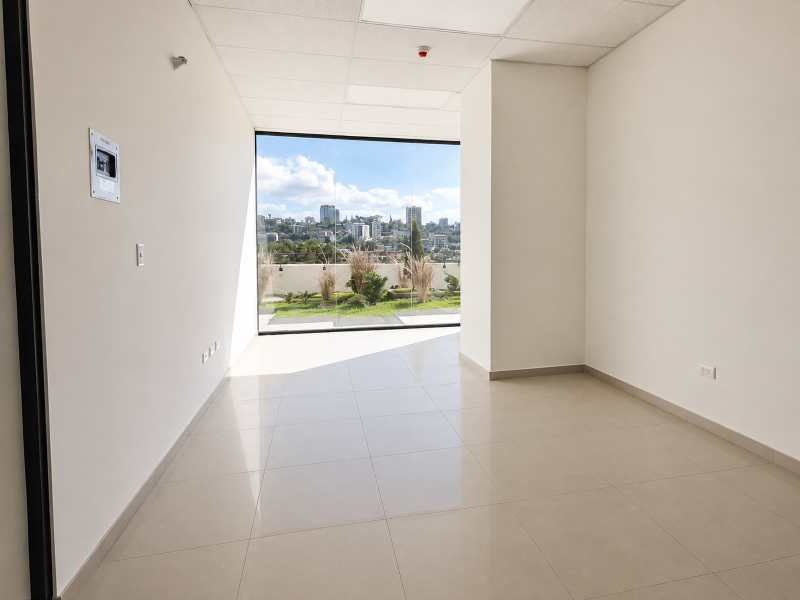 Local Comercial 5 Local Comercial en Venta – Área Comercial de Torre Agalta, Boulevard Morazán, Tegucigalpa