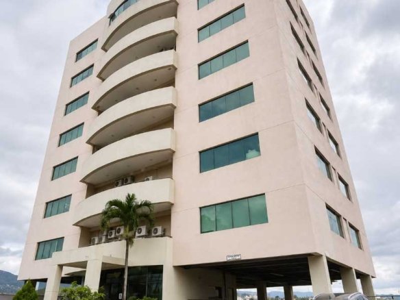 Local Comercial en Venta – Edificio Orión, Lomas del Mayab, Tegucigalpa