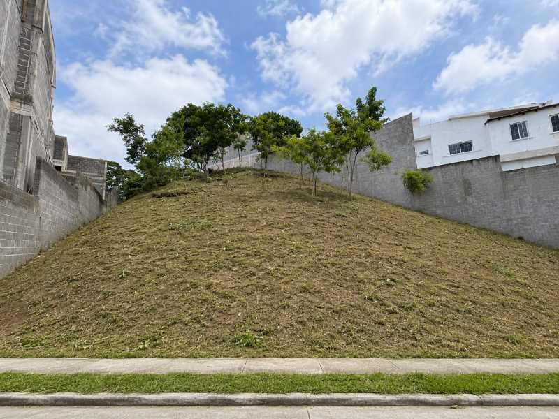 Lote Res. El Trapiche 2 Lote en Venta – Residencial El Trapiche, Tegucigalpa, Honduras