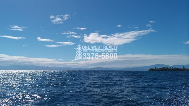 Lote de 3.6 Acres en Venta En Islas de la Bahia Cayos Cochinos