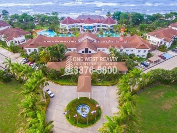 Villa frente al mar en venta en Palma Real, Atlántida