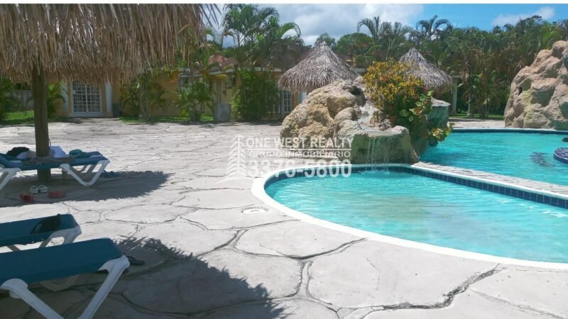 Venta de Villa en La Ceiba Atlántida en Complejo turístico Palma Real