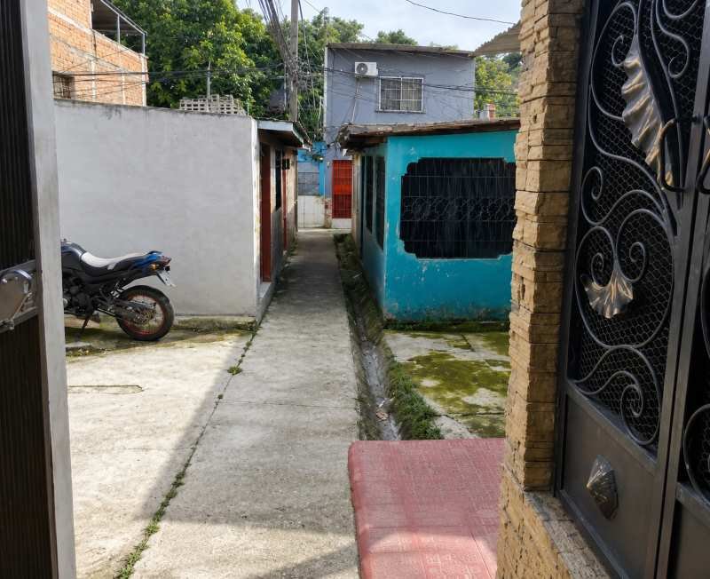 Vivienda Col. Centroamerica 3 Vivienda en Venta – Colonia Centroamérica Oeste, Tegucigalpa, Honduras