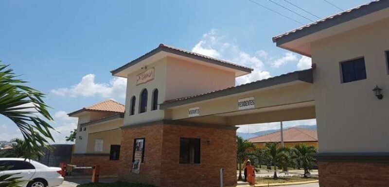 Lote en Venta – Residencial La Granja, El Progreso, Yoro – | 502.94 V² (5,413.60 ft²)