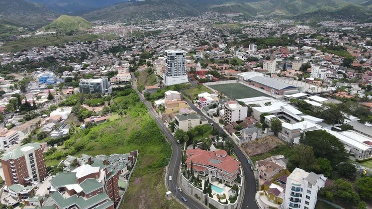 Vista real de Las Colinas en Tegucigalpa