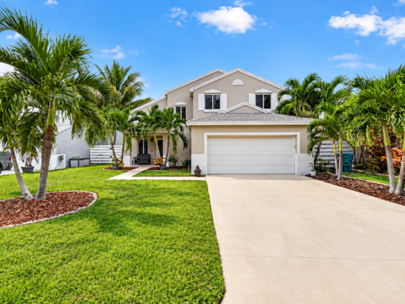 Casa de dos niveles en Country Walk, Miami, Florida