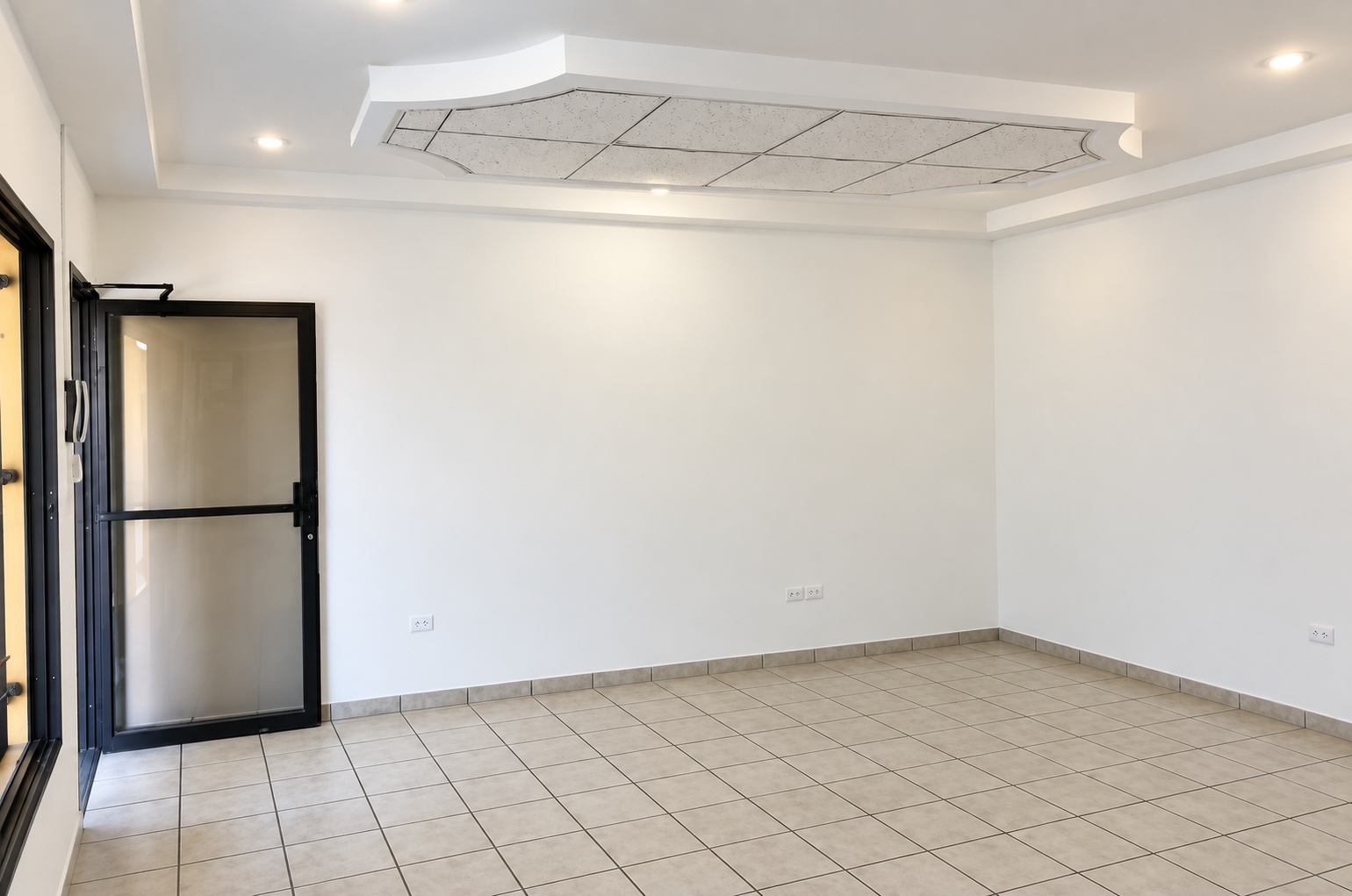 Local para Ofibodega en Renta – Cerca del Boulevard Morazán, Tegucigalpa